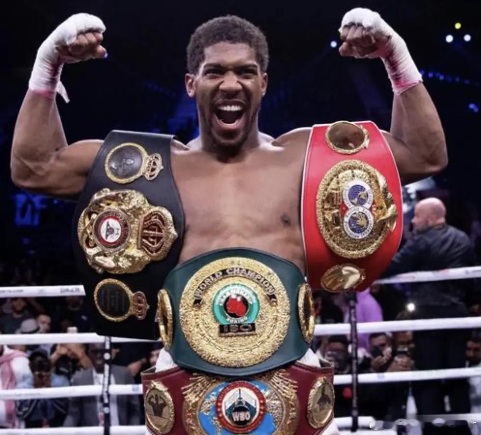 命大！36岁拳王南非遇车祸：车上3个人就他活下来了8天前刚赚6亿12月29日，