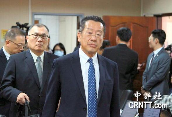 就在刚刚，台"防长"顾立雄发表了严正声明，在10月12日，台湾地区防务部门负