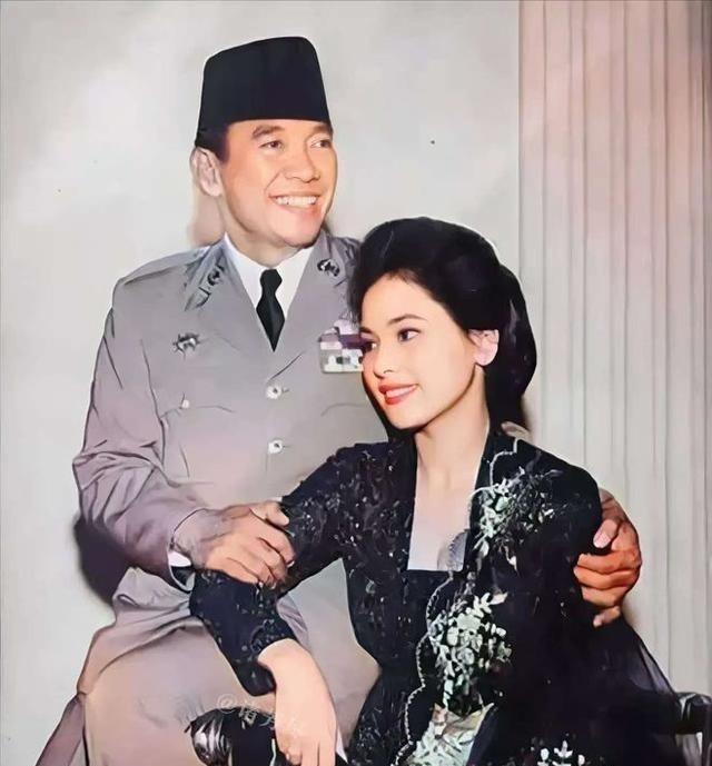 1959年，印尼总统秘密访日，日本人知道他好色，专门为他安排了一名19岁的绝色艺