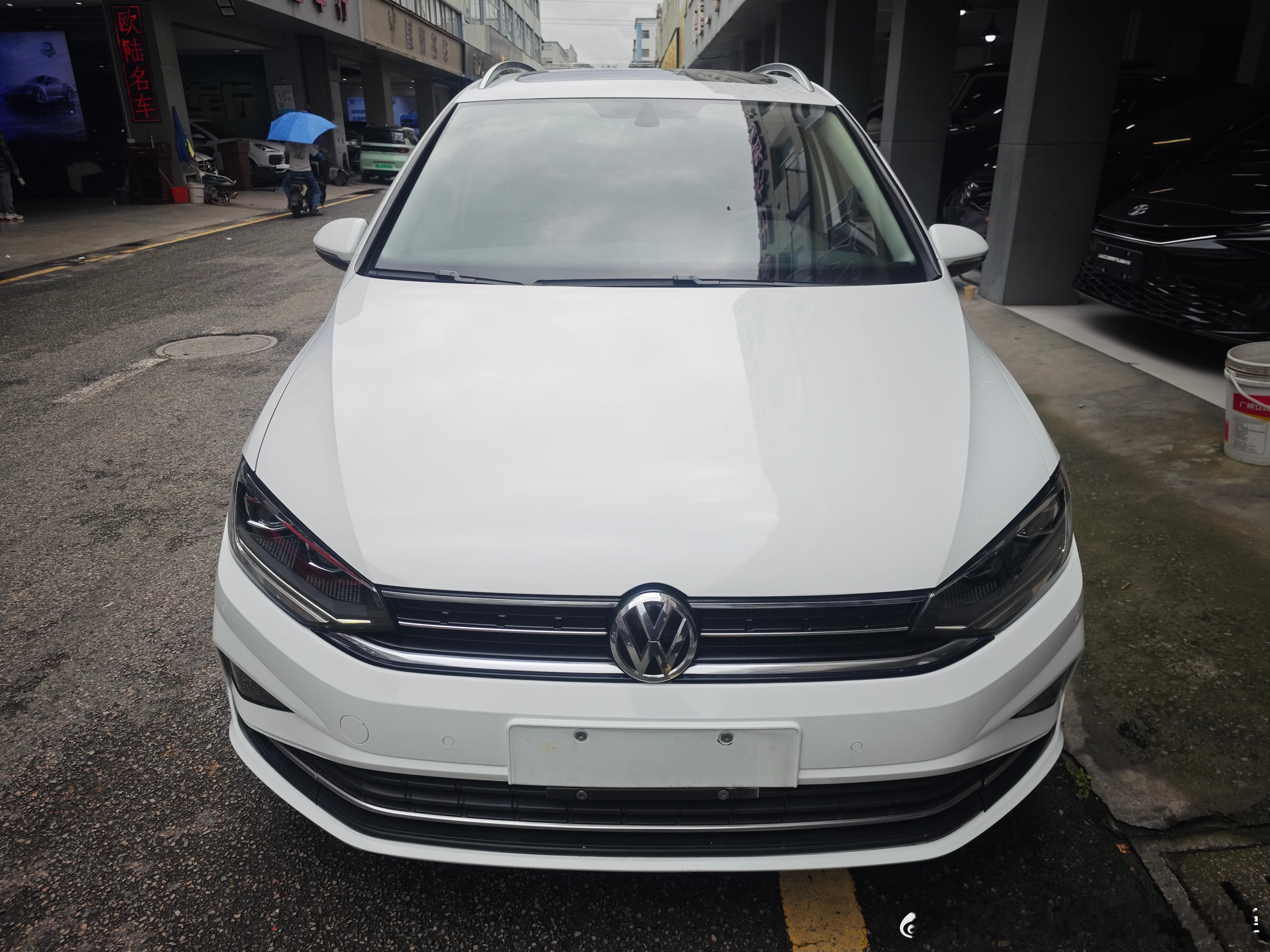 大众高尔夫嘉旅1.4T280TSI​上牌2020年5月公里3万车新​家庭带