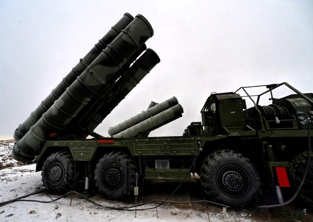 俄罗斯国防部12月18日通报：在特别军事行动一昼夜，俄军各集团军部队共