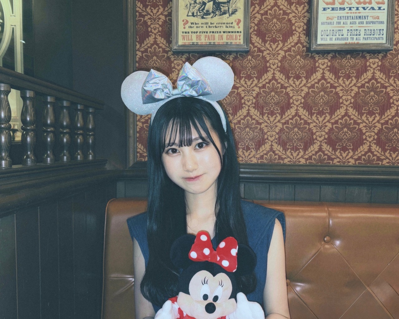 鶴崎仁香「こちらは桜と夢の国に行った時のお写真です。今と比べると、この頃はまだま
