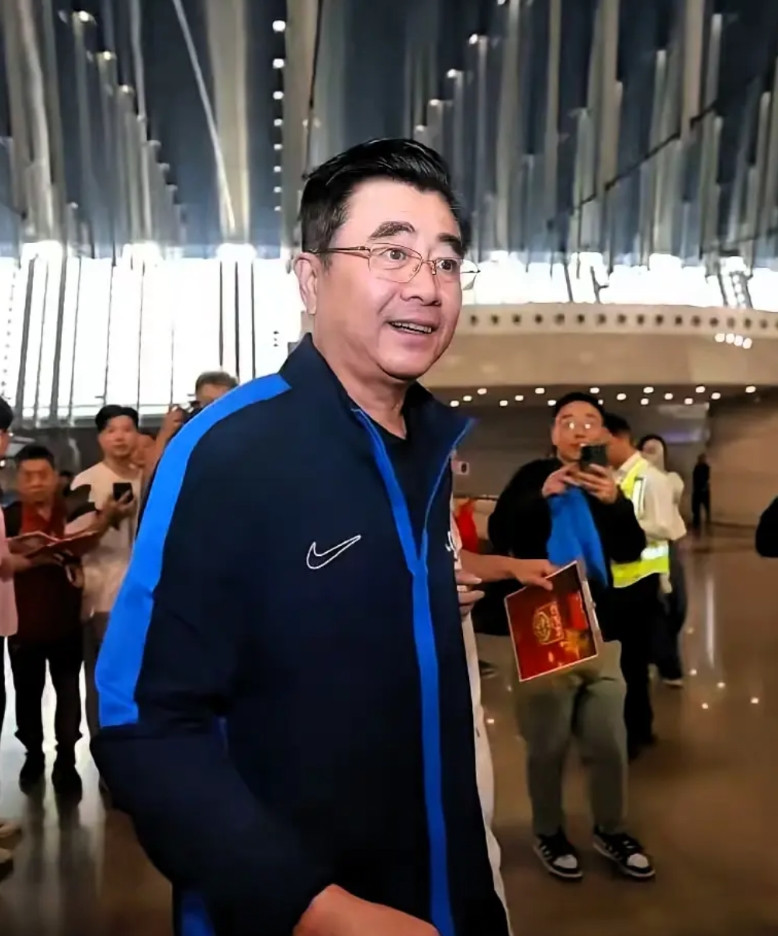 中国足协真的没必要存在了？看了网上流传的解散建议，越来越多人觉得有理。足协那