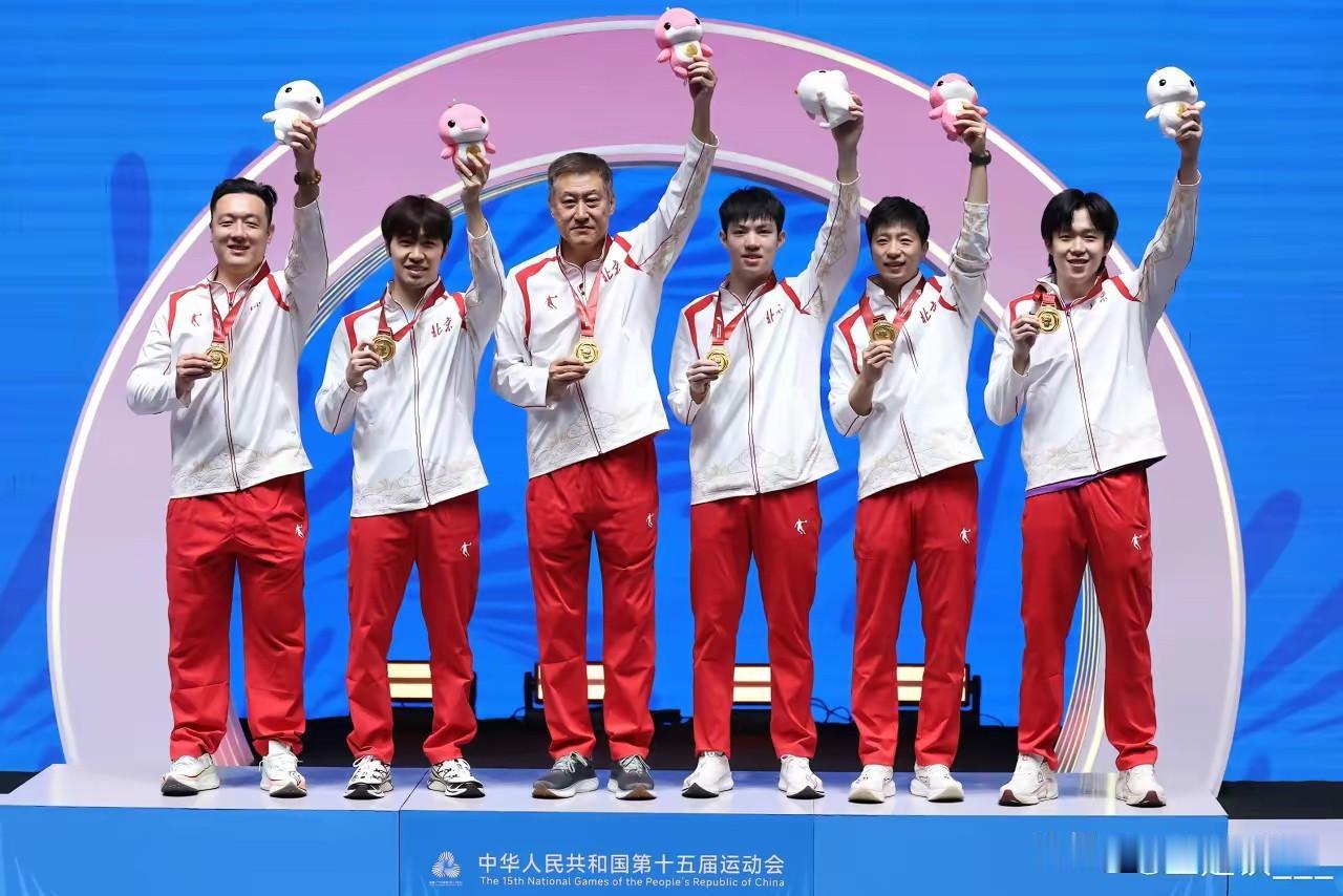 全运会乒乓赛才结束，莎莎楚钦却又马上要奔赴新的征程——成都混团世界杯即将开打，他