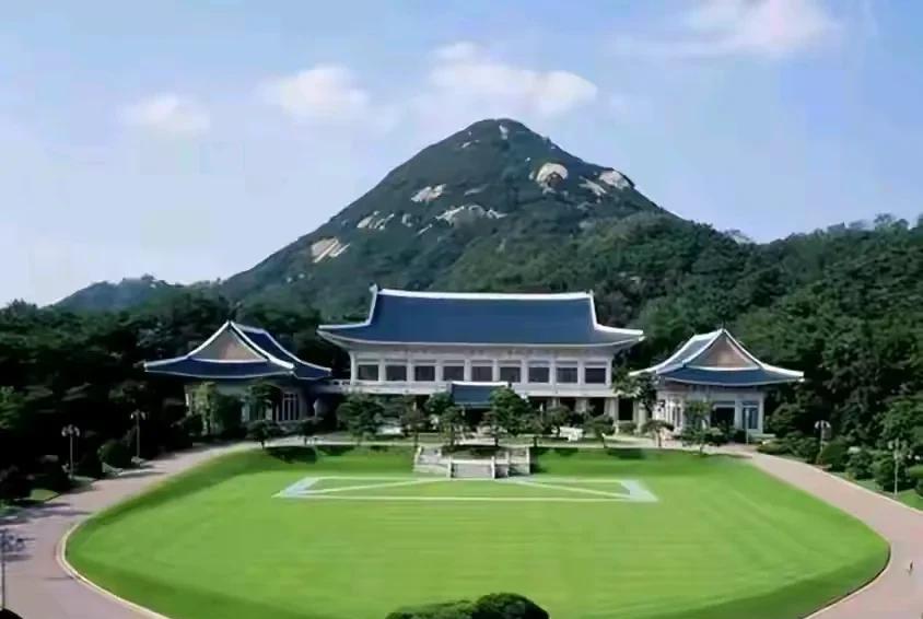 一觉醒来，韩剧精彩剧本又来了！尹锡悦被弹劾的精彩剧本刚落幕，本可以消停一段时间