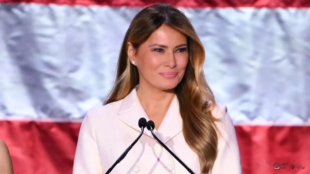 美国第一夫人梅拉尼娅·特朗普27日发文说：“吉米·金梅尔（美国最知名的深夜脱口秀