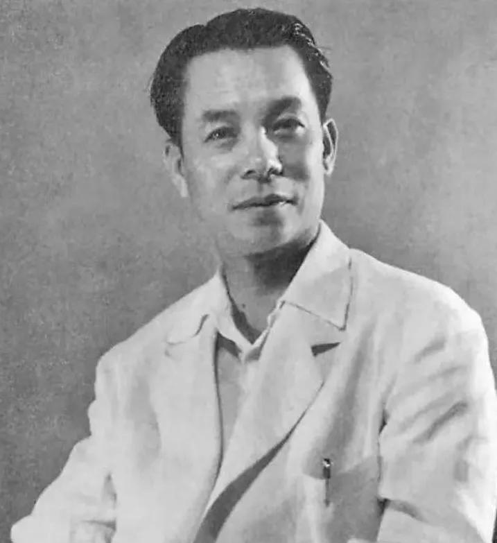 1929年，一叛徒来找柯麟看病，柯麟当即认出了叛徒，但他没露声色，不慌不忙地给叛