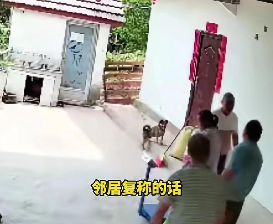 太坏了，连聋哑老人都不放过！人家970斤背来，你596斤称走，中间差的374斤，