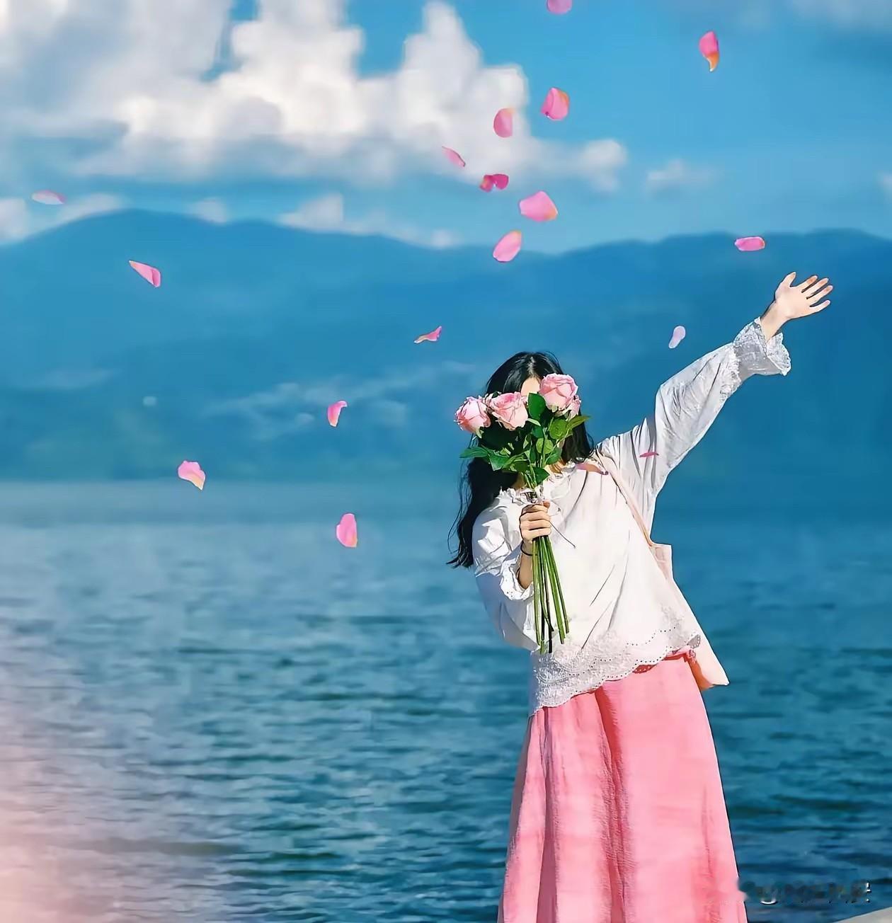 上班十年才明白的道理:1.在职场中,有的人,对上级,他是羊。对下级,