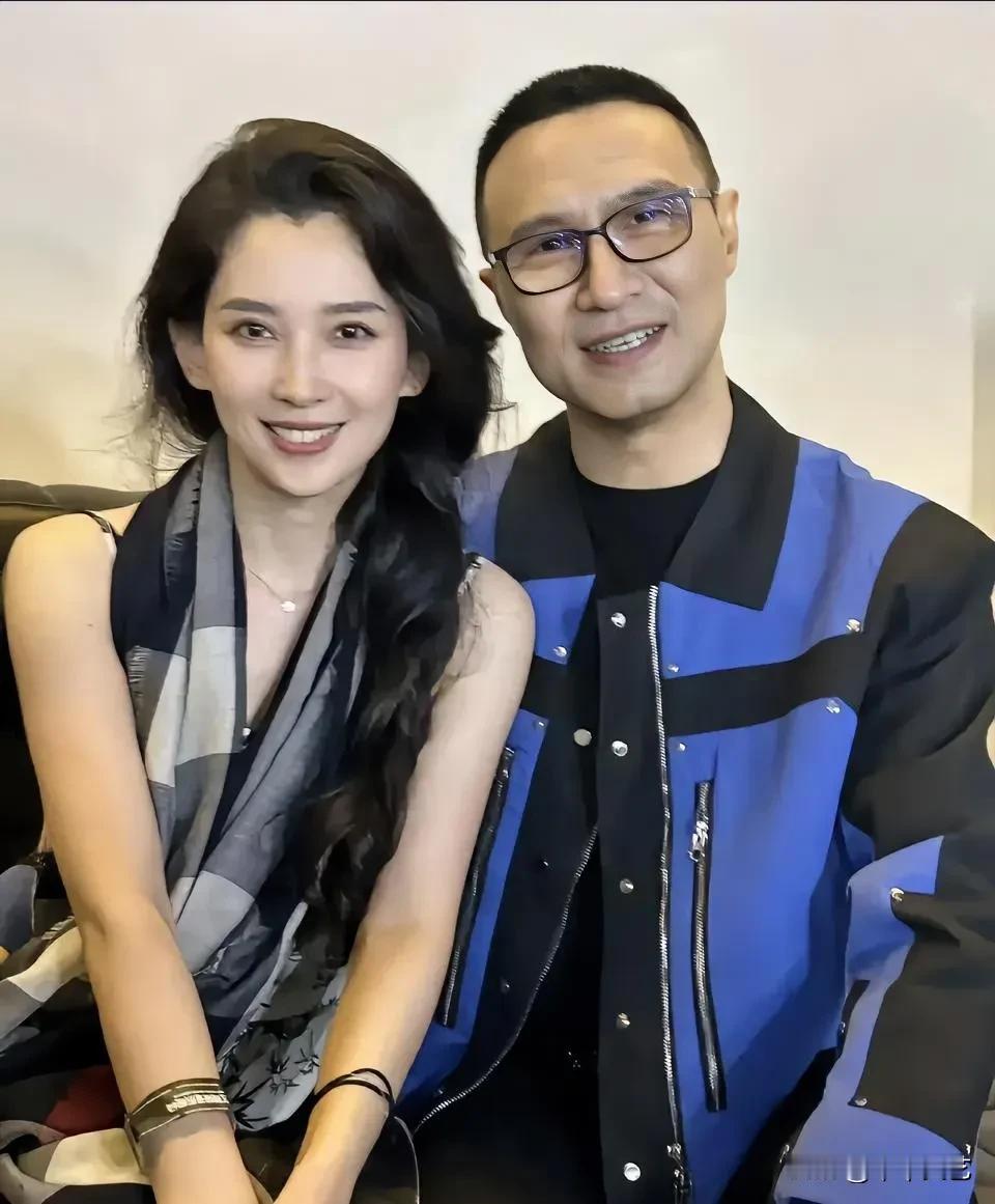掐指一算，这才是汪峰的“真命天女”，章子怡从年龄到长相与森林北都不可比较，根本就