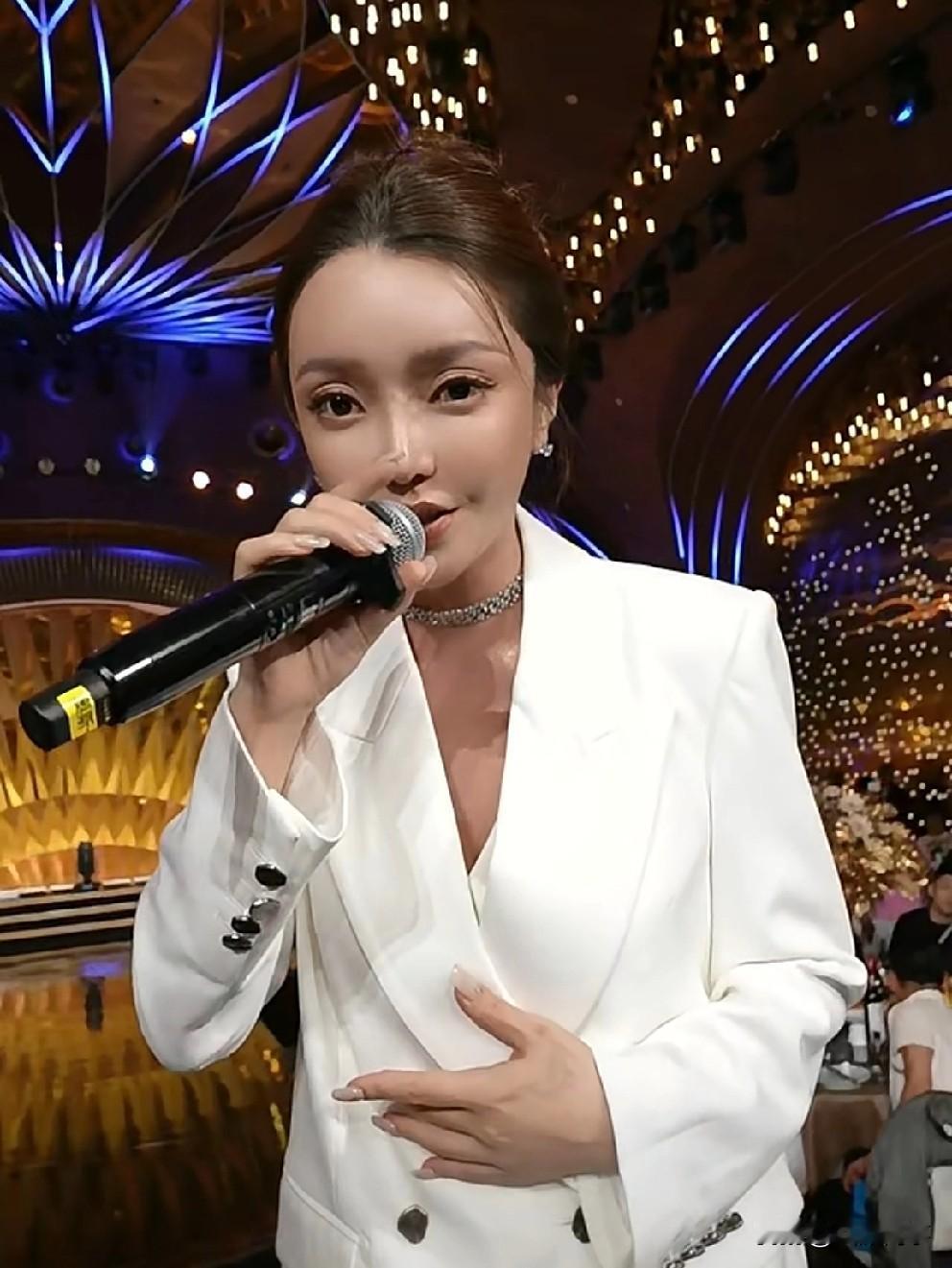 Ty透漏阿扎与yy的1.2亿赔款已经解决，赔多少不方便透漏！Ty