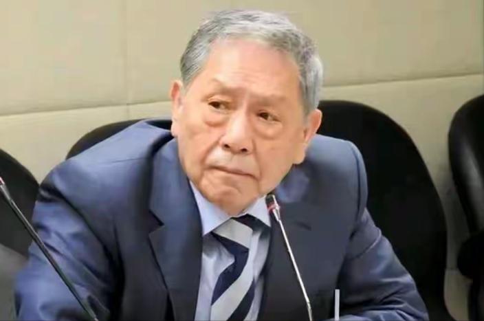 台湾退役中将帅化民表示，台湾人不要迷信血浓于水，中国人不打中国人。战争是残酷的，