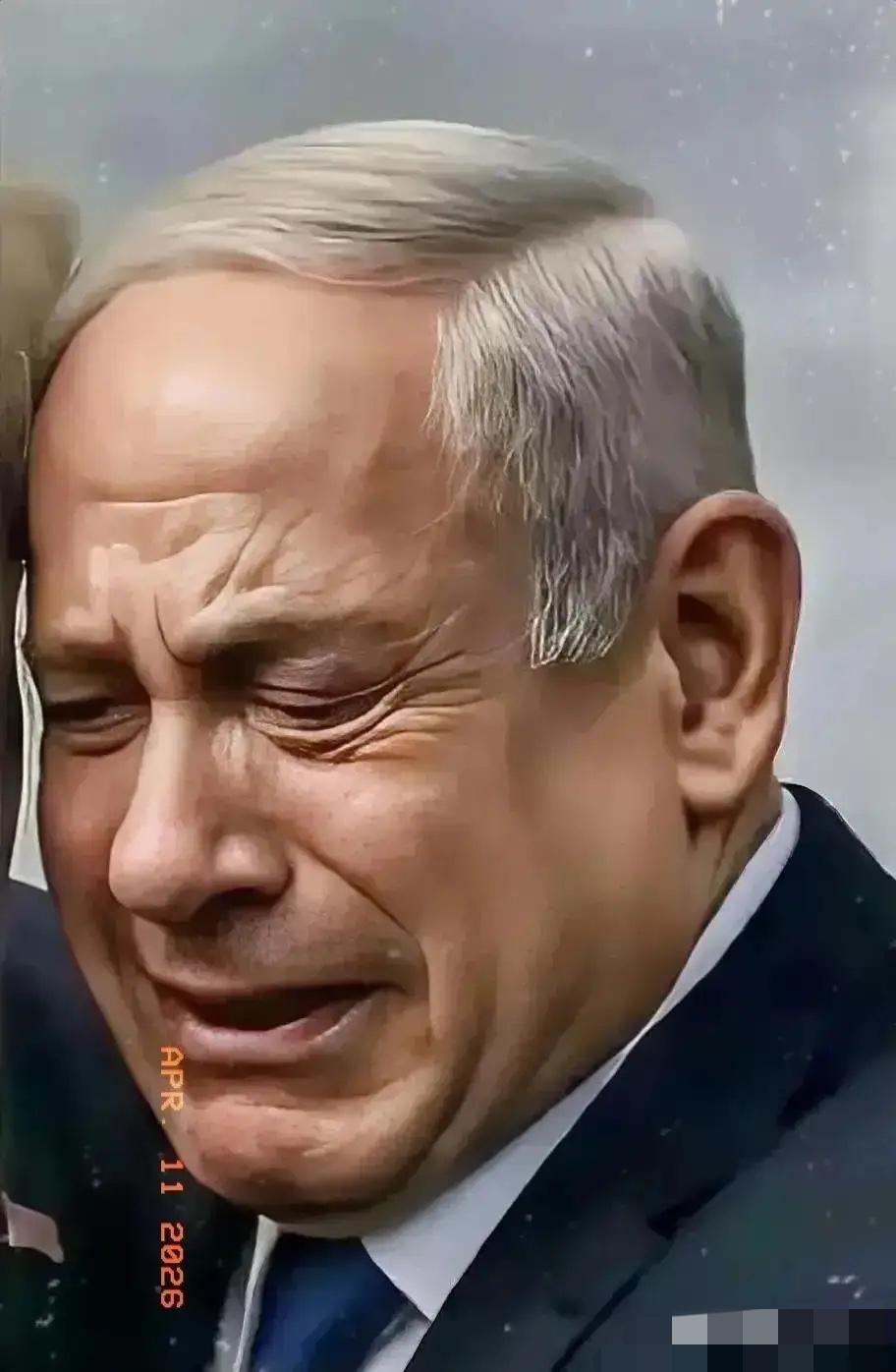 这一幕，终究还是落槌了内塔尼亚胡，这位在政坛翻云覆雨几十载的硬汉，今天成了以色