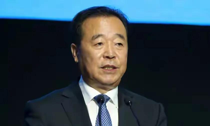 已经退休4年的中国铁塔前董事长佟吉禄失联，家人一并被查，熟悉的朋友透露家人都联系