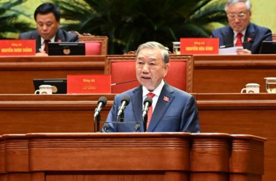 有点急了！1月20日苏林在越南大会上作报告，在40分钟的演讲中，苏林承诺2026