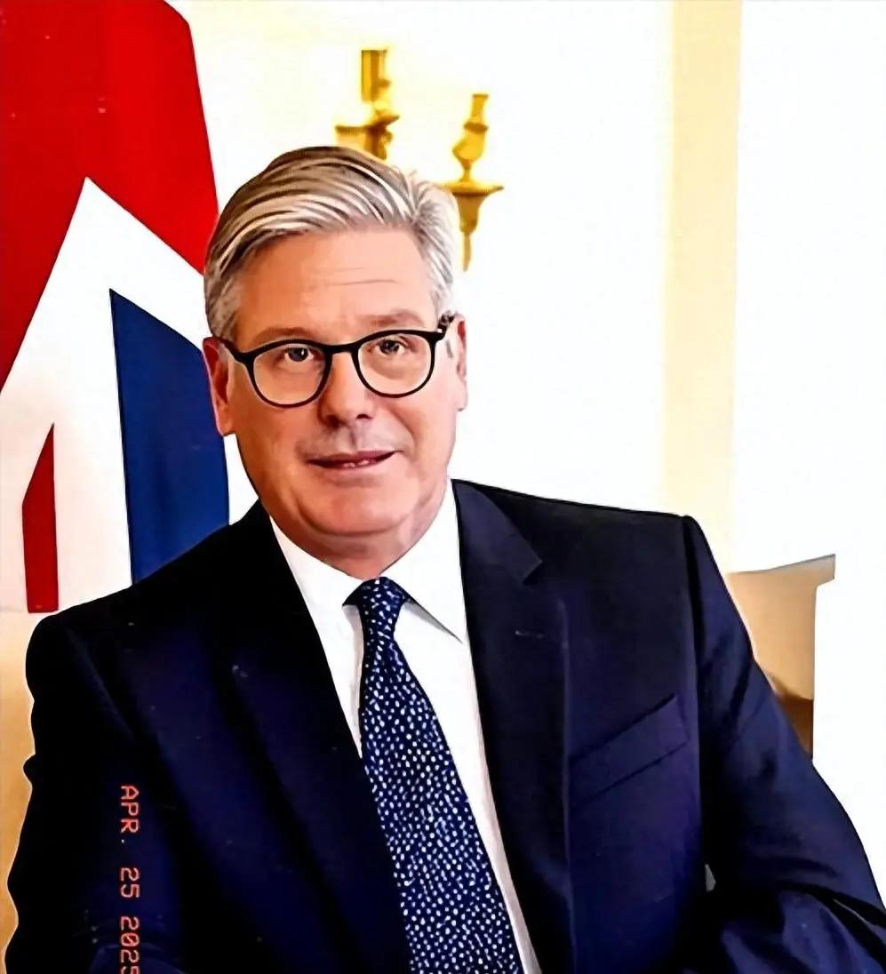 英国首相斯塔默“投喂”给了世界三句话！第一句：中国不是“正在崛起”，是“已经崛起