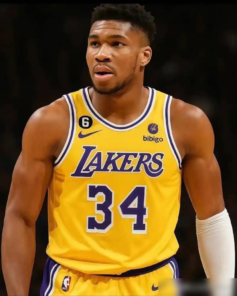 湖人队打不过缺少文班亚马的马刺队，得赶紧做一笔大交易啊！我看下来，就是有人把