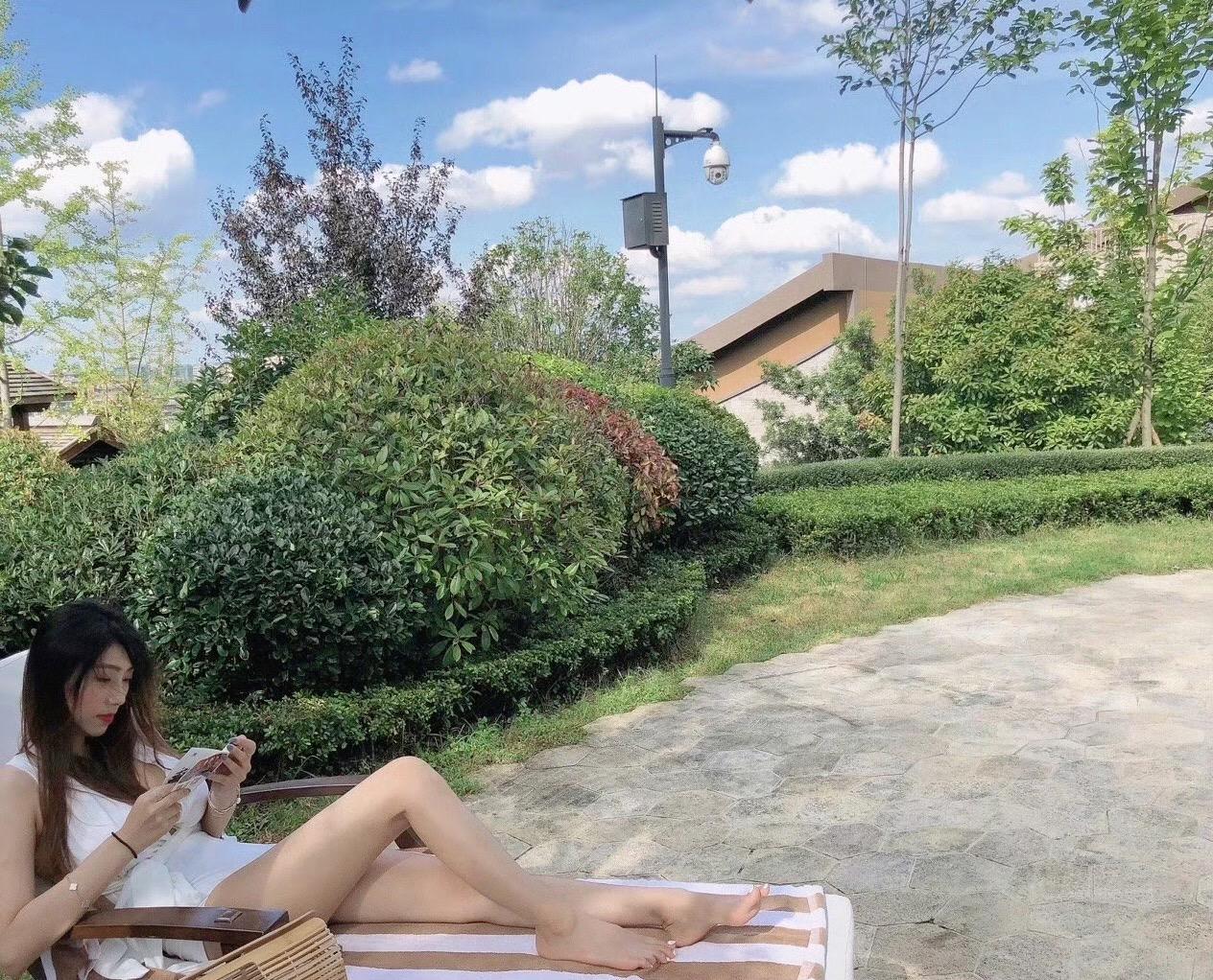 温柔是种力量，让坚硬的世界为你让路。上热门自由和远方御姐美女