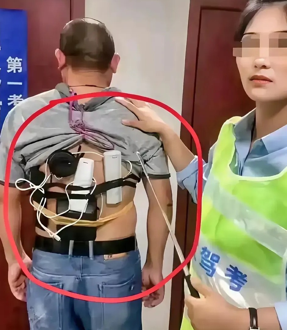 考个驾照有必要搞成这样吗？