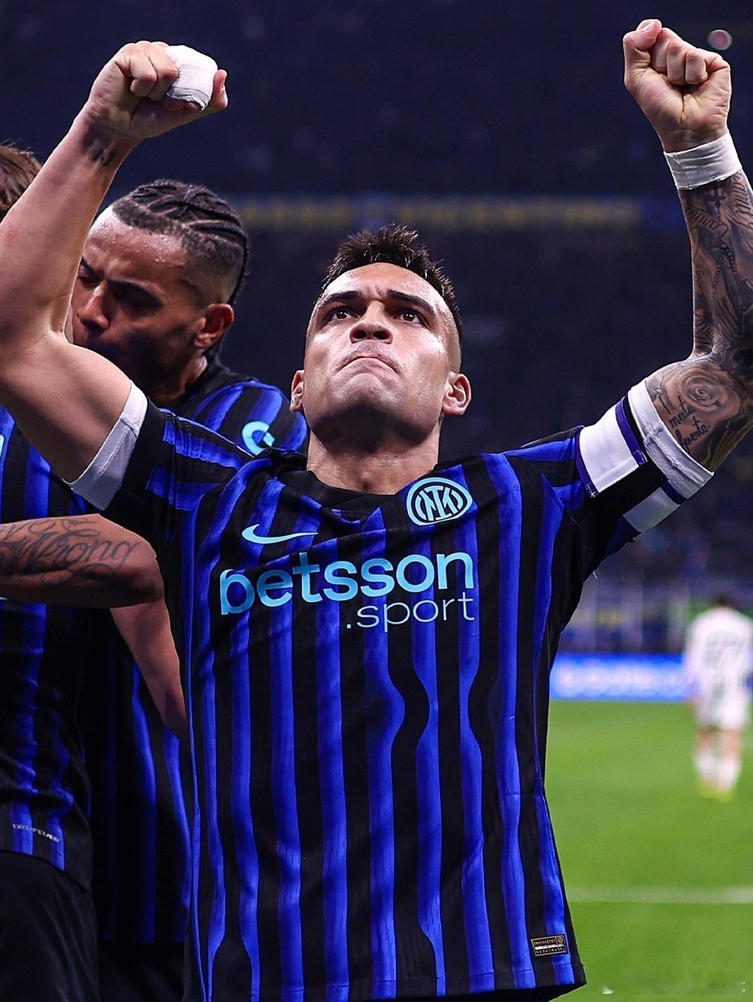 米兰体育报：国际米兰欧冠将会进行轮换，达米安和迪乌夫会首发。小心受伤，零下十几度