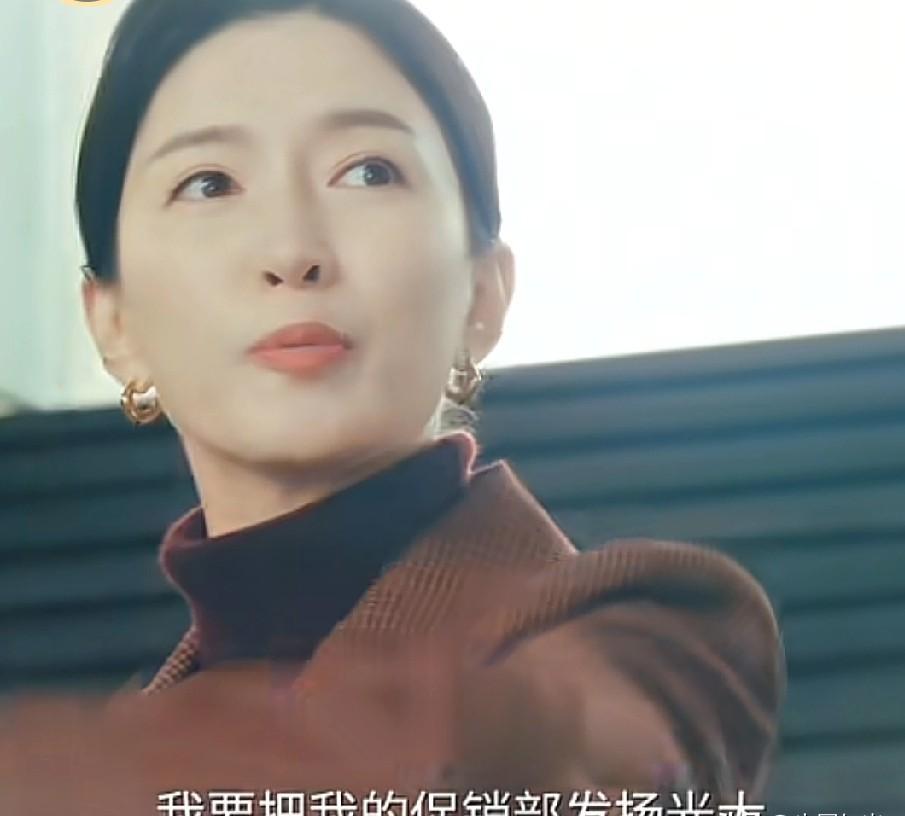 最狠的报复，不是当面撕破脸，而是用你教我的规则，亲手毁掉你的王座。《今夜星辰似