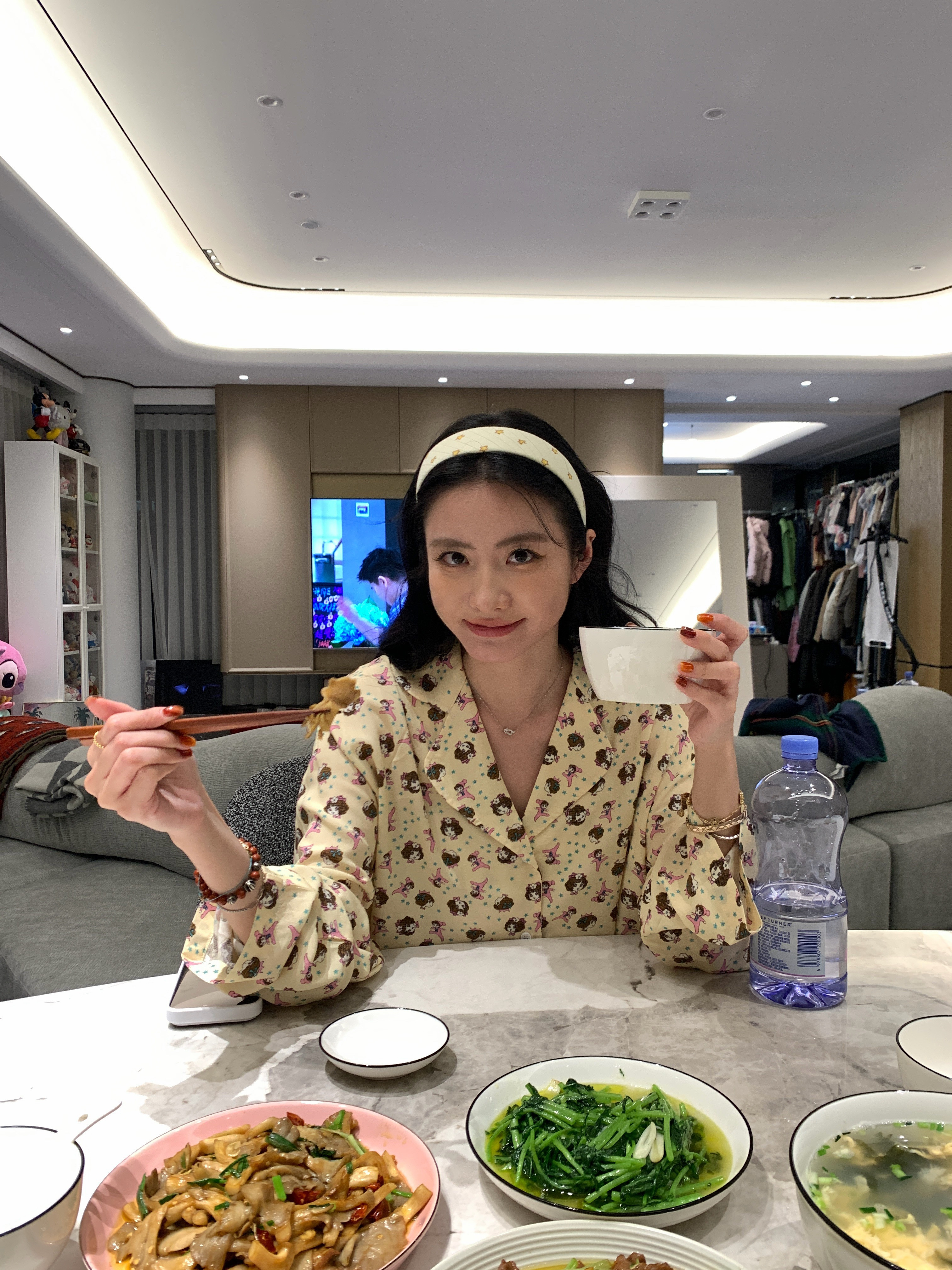 终于弄完了去录开箱了上新完发！好多事想做