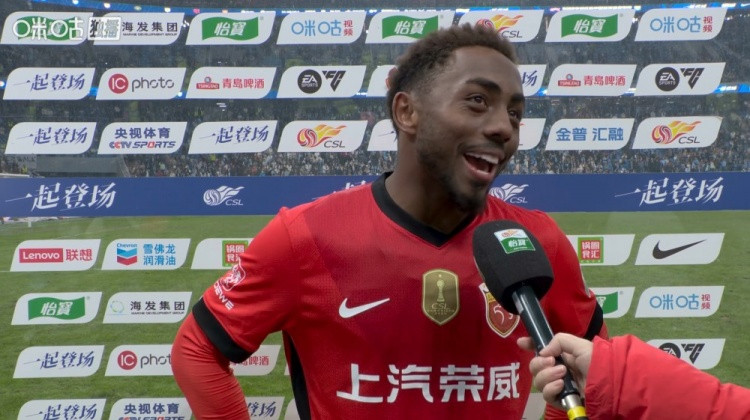 制胜球助海港夺冠! 加布里埃尔: 下赛季很想留下, 我们团结一心