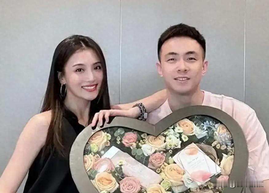 赵继伟和王君瑞结婚十三年没要孩子，别人总想问原因，其实他们早把日子过成了另一种踏