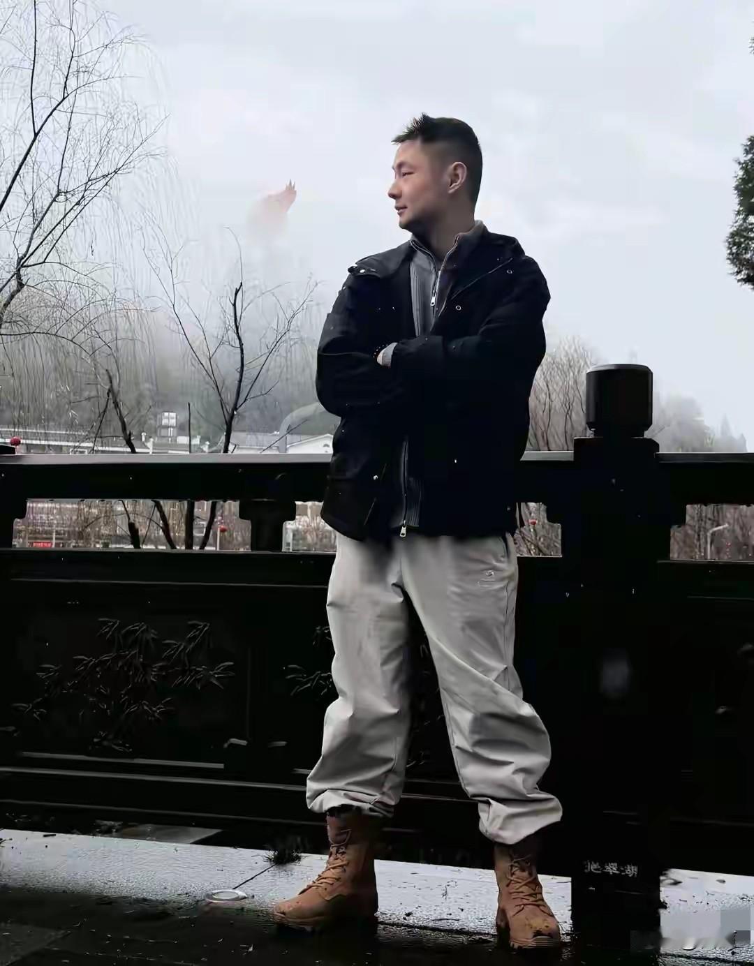 24岁抗癌博主徐平安去世妹妹患白血病，妈妈胃癌晚期去世原因是黑色素瘤晚期。