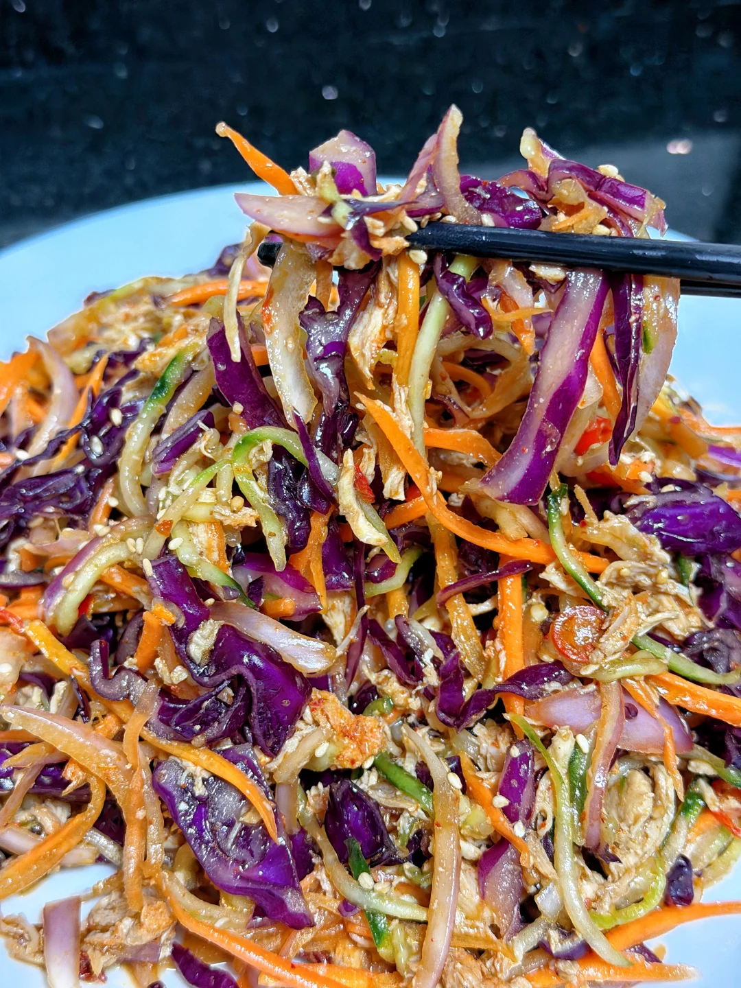 懒人轻食|被这碗彩虹凉拌菜硬控了‼️