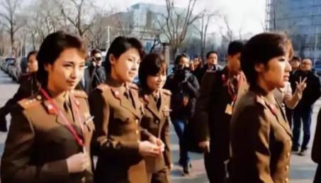 零容忍！朝鲜对三名未成年人处以死刑！三个高中生，被枪毙了。因为他们杀了一名女兵。
