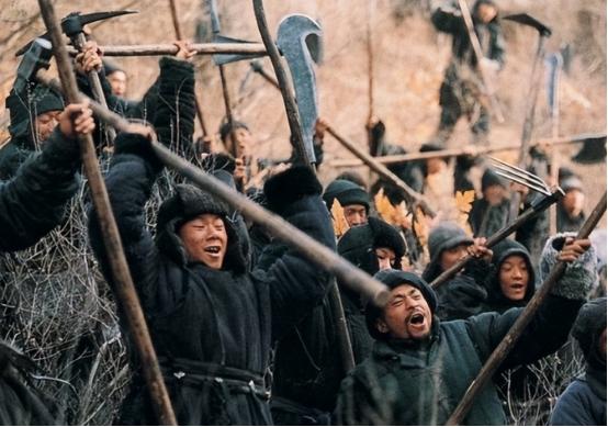 1865年，湘军最精锐劲旅“霆军”8000余人在金口哗变，他们不但拒绝远征陕西，