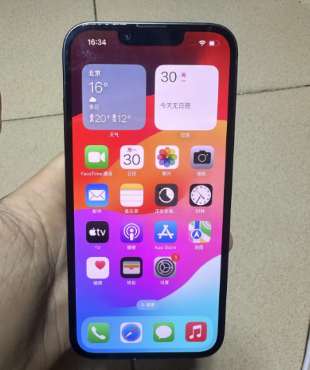 苹果还是那个敢为人后的风格！iPhone的5G功能比安卓晚2年息屏显示比
