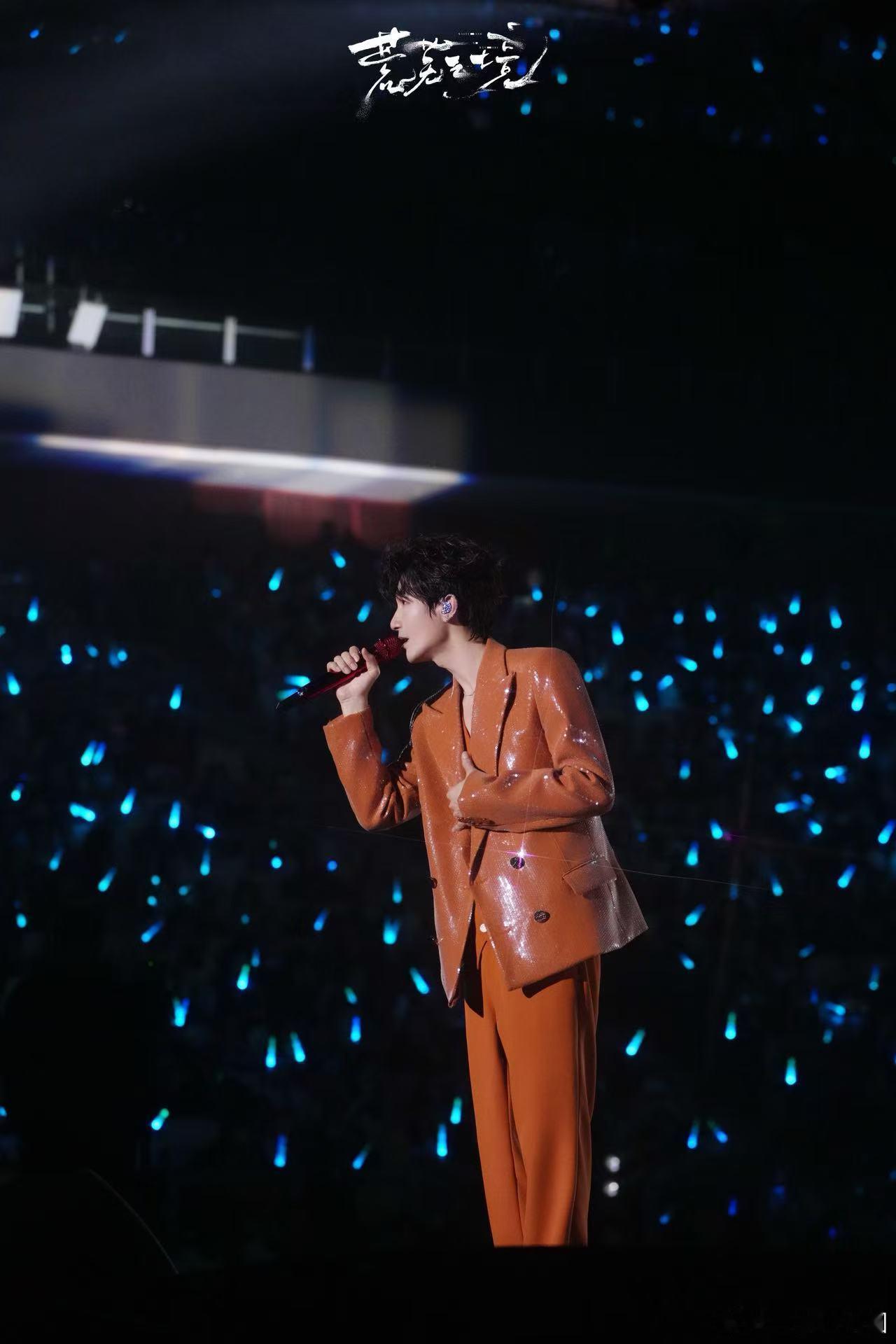 陈楚生荒芜之境演唱会陈楚生演唱会真的没得挑！荒芜之境的美学让我回味一个春节，上