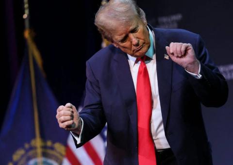 美国开始慌啦！美国把对中国的关税从145%降下来了，结果却发现中国客户没了，根本