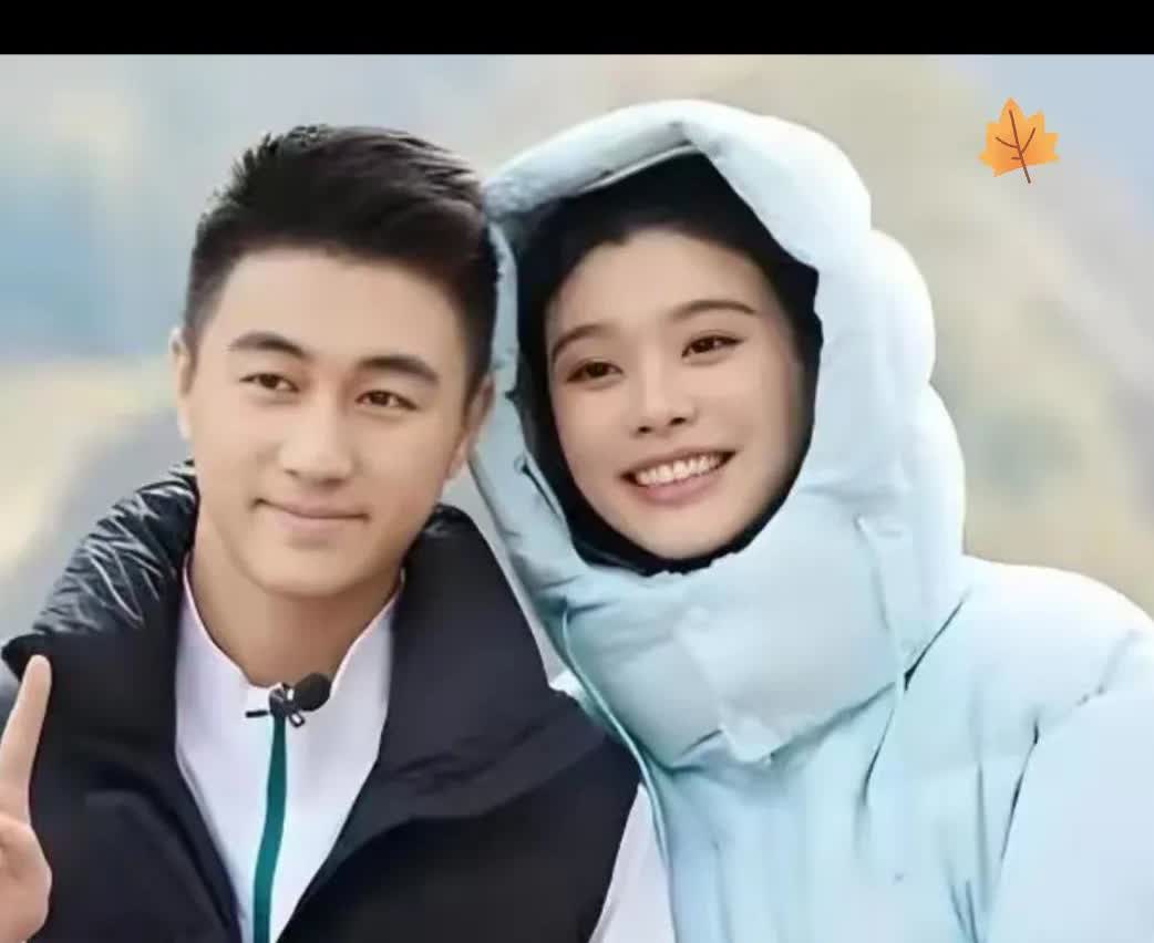 奚梦瑶今晚估计又要失眠了，不是因为妈妈带了一串翡翠项链，也不是因为孩子要去幼