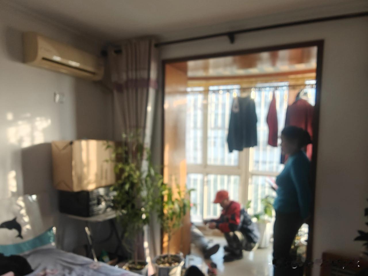 密云供暖服务十分到位。家中局部暖气不热，联系热力公司后，一小时内，三位师傅便来到