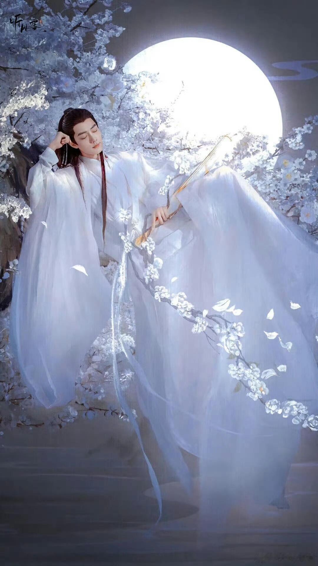 玉骨遥雪寒薇雪寒薇是电视剧《玉骨遥》为肖战饰演的角色时影量身打造的虚构花卉，原