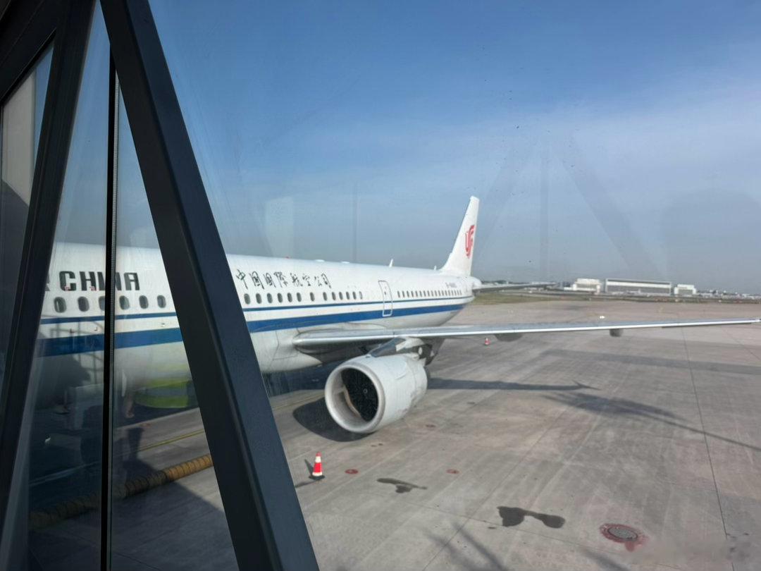 一周飞四次飞机！高频出差中