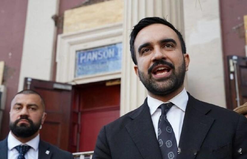 奥巴马在11月4日大选前致电曼达尼并称赞他的竞选团队。纽约(路透社)——美国前