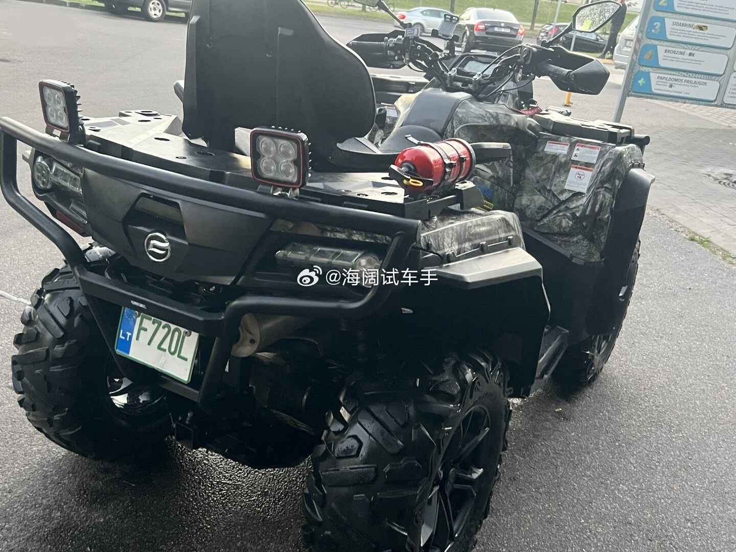 春风1000，这大家伙是2022年在德国上的牌，跑了9000公里，这台发动机可以