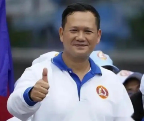 突发！柬埔寨首相偷偷宣布了7月28日突发！洪玛奈深夜官宣，今天将亲自带团飞往