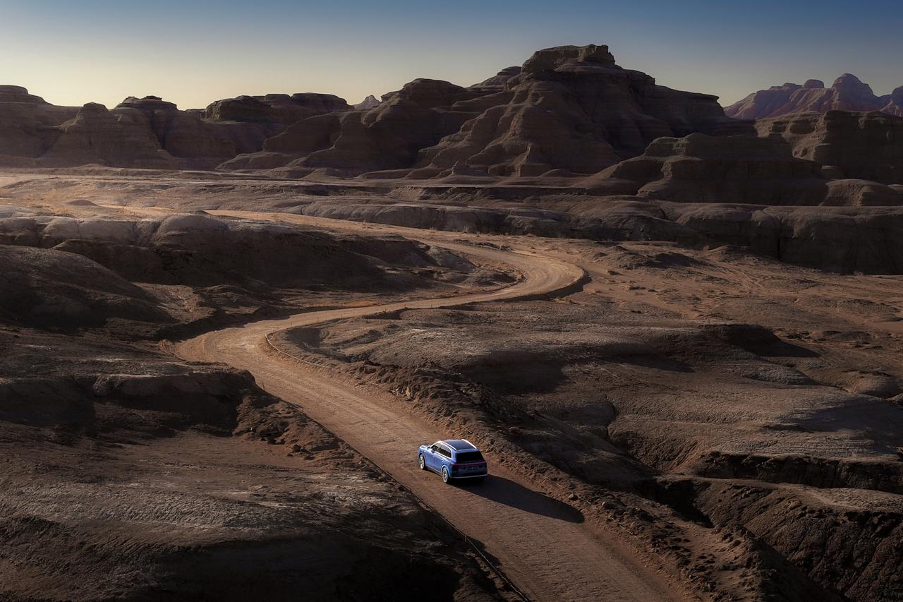 冬天的车,就该像全新问界M7一样是个移动“暖屋”上周末约朋友去郊外看雪,气温很