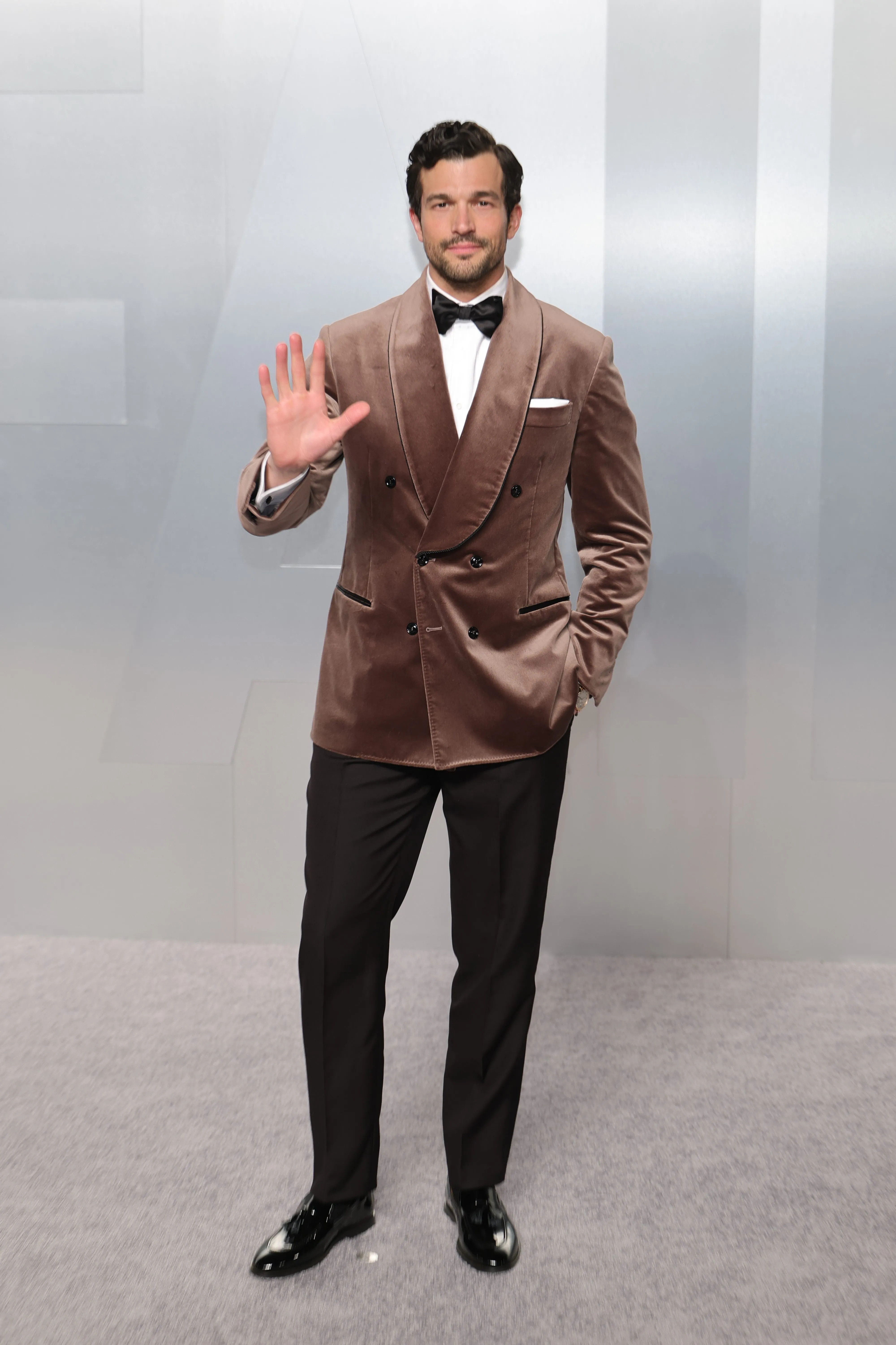 群星出席2026名利场奥斯卡派对！以下顺序不分先后：1.娅娅OliviaRo