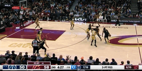 半场罚球上双！今日哈登梦回巅峰！在今天NBA常规赛骑士对阵奇才的第二节比赛中，