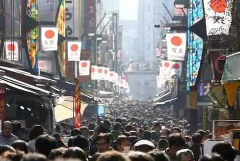 不要再吹嘘什么日本战后崛起的经济奇迹了！日本侵略者在中国掠夺的财富和资源足以把日