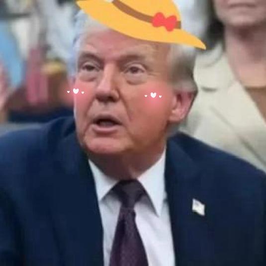 中国这边刚放出风声，说要是敢运武器就直接扣人扣船，美国那边的戏精表演立马就开始了