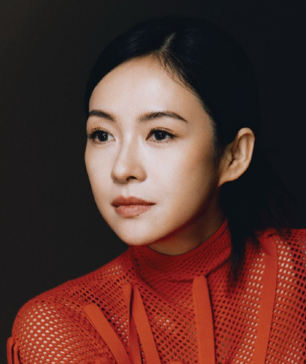 许久没有消息的章子怡，突然冲上了热搜，让人没想到的是，这次被曝出了离婚后，章子怡