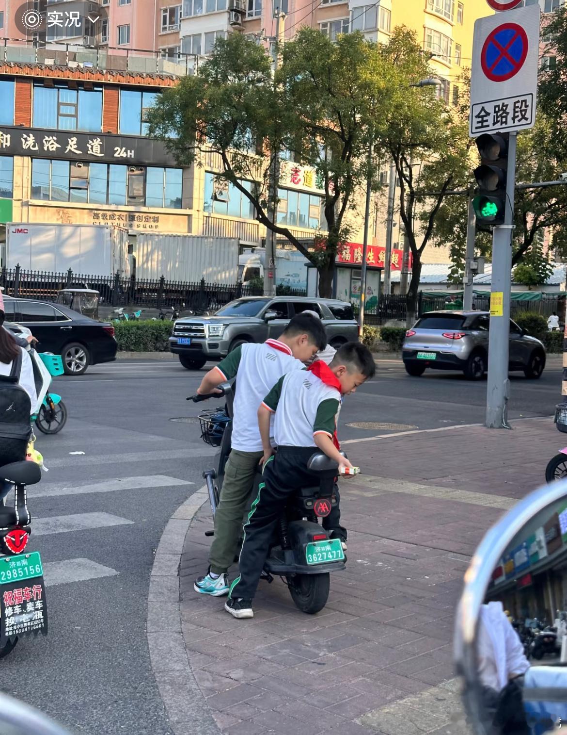 济南真的太可怕了。。​​​