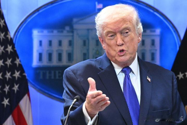 特朗普关税政策败诉后，众议院少数党领袖哈基姆·杰弗里斯在X上称，“这是这位想要成